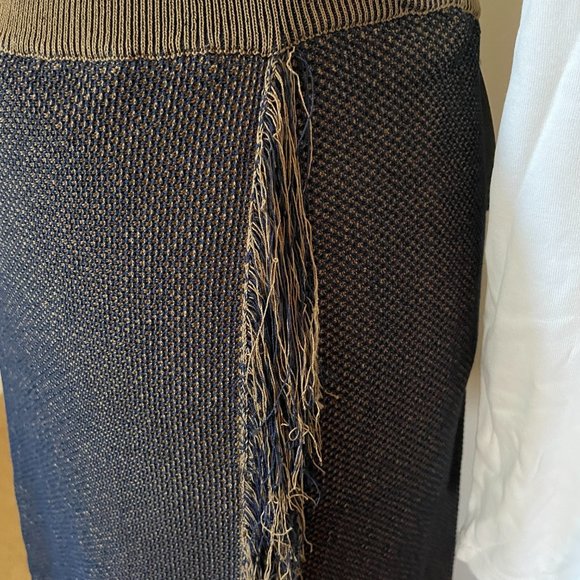 fringed, sweater knit skirt - Picture 5 of 12